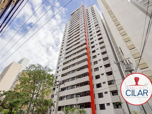 Apartamento 3 quartos e 3 banheiros, para alugar, no bairro Centro em Curitiba