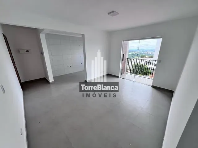 Apartamento com 93m² 3 quartos e 1 banheiro, para alugar, no bairro Uvaranas em Ponta Grossa