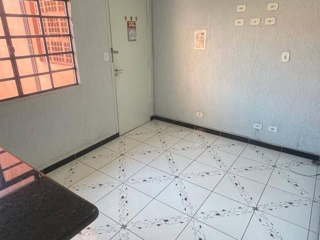 Foto do Apartamento - Apartamento Residencial para locação com 2 quartos, 1 banheiro, 1 vaga fixa, 52m² - Carapicuíba | Collina Imóveis