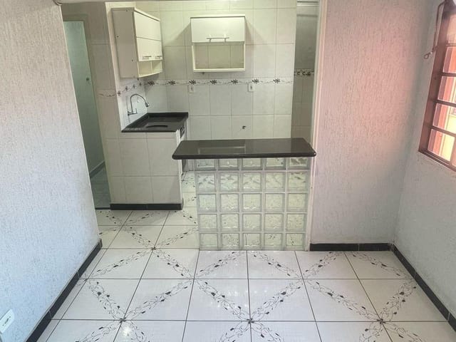 Foto do Apartamento - Apartamento Residencial para locação com 2 quartos, 1 banheiro, 1 vaga fixa, 52m² - Carapicuíba | Collina Imóveis
