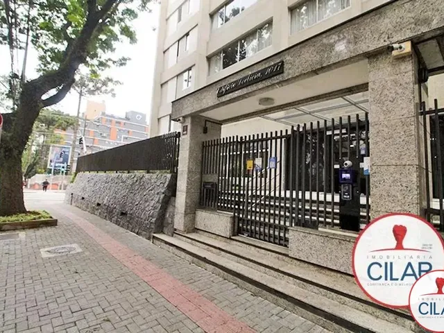 Apartamento 4 quartos e 2 banheiros, para alugar, no bairro Água Verde em Curitiba