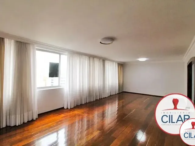 Apartamento 4 quartos e 2 banheiros, para alugar, no bairro Água Verde em Curitiba