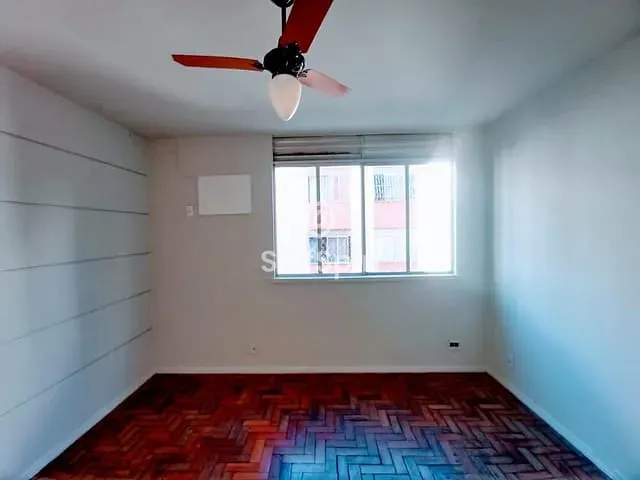 Apartamento com 60m² 2 quartos e 1 banheiro, para alugar, no bairro Santa Rosa em Niterói