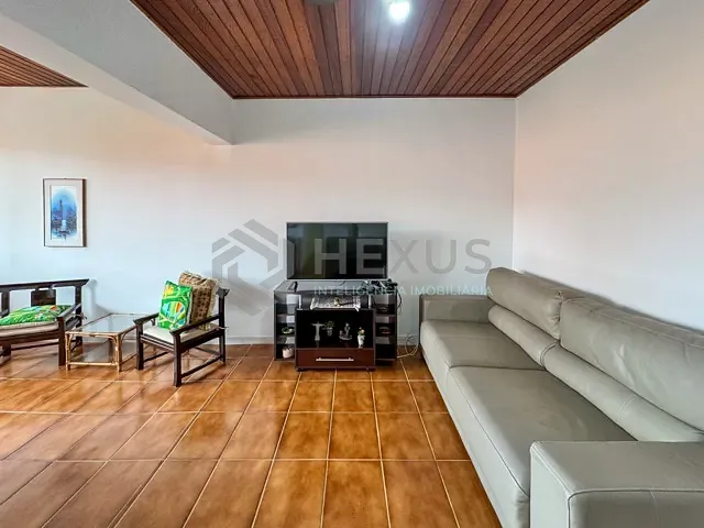 Apartamento 3 quartos e 2 banheiros, à venda, no bairro Enseada em Guarujá
