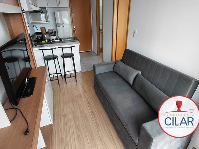 Apartamento 1 quarto e 1 banheiro, para alugar, no bairro Centro em Curitiba