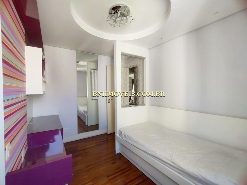 Apartamento para alugar com 3 quartos, 120m² - Foto 17
