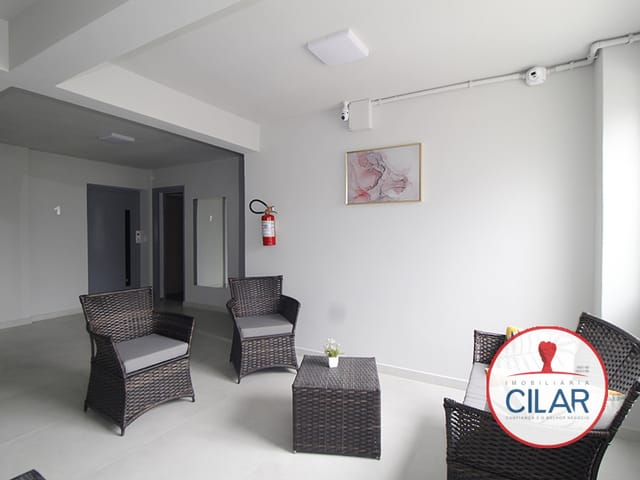 Apartamento 1 quarto e 1 banheiro, para alugar, no bairro Centro em Curitiba