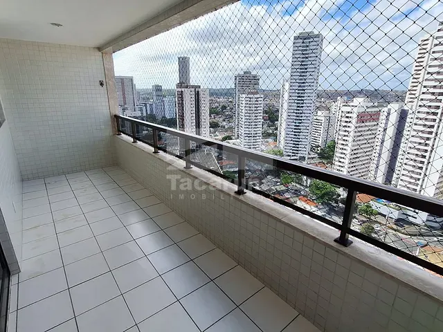 Apartamento 4 quartos e 4 banheiros, à venda, no bairro Casa Forte em Recife