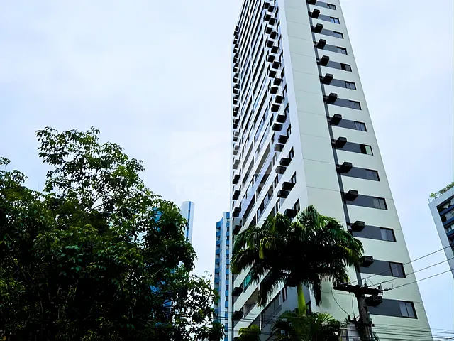 Apartamento 4 quartos e 4 banheiros, à venda, no bairro Casa Forte em Recife