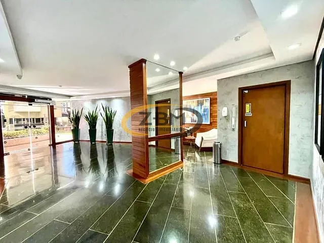 Apartamento 4 quartos e 5 banheiros, à venda ou para alugar, no bairro Centro em Londrina