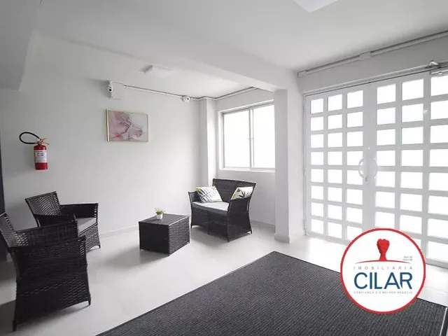 Apartamento 1 quarto e 1 banheiro, para alugar, no bairro Centro em Curitiba