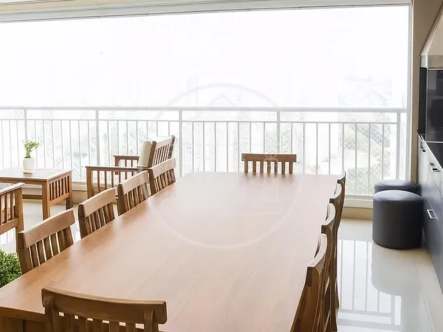Apartamento com 182m² 3 quartos e 4 banheiros, à venda, no bairro Vila Suzana em São Paulo