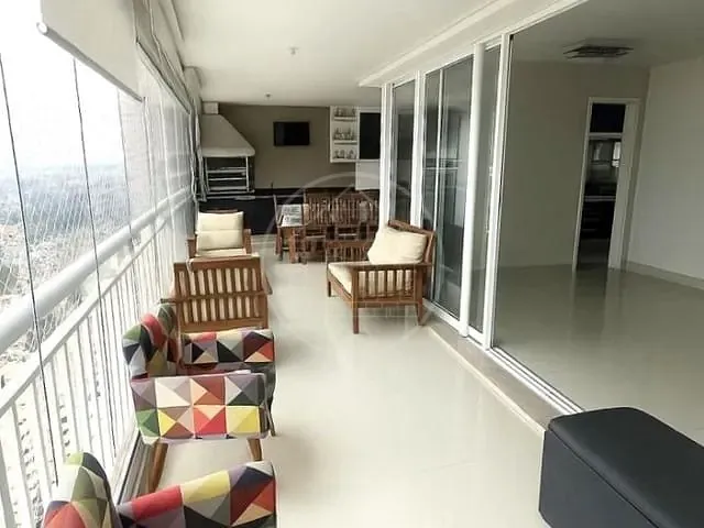 Apartamento com 182m² 3 quartos e 4 banheiros, à venda, no bairro Vila Suzana em São Paulo