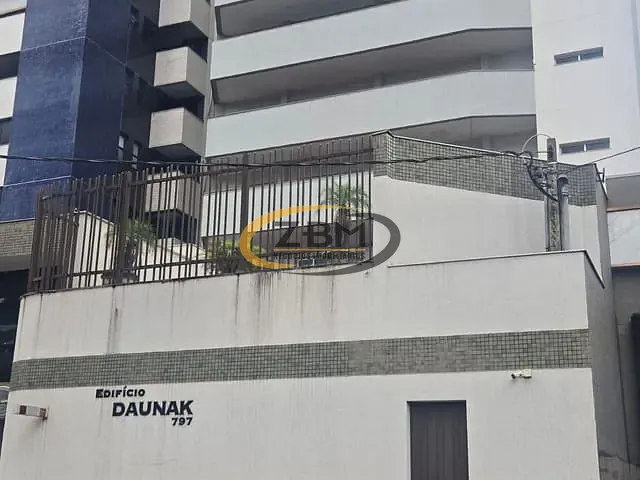 Apartamento com 399m² 3 quartos e 4 banheiros, à venda, no bairro Centro em Londrina