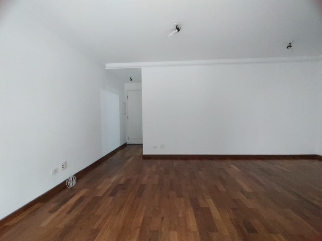 Apartamento à venda e aluguel com 2 quartos, 74m² - Foto 3