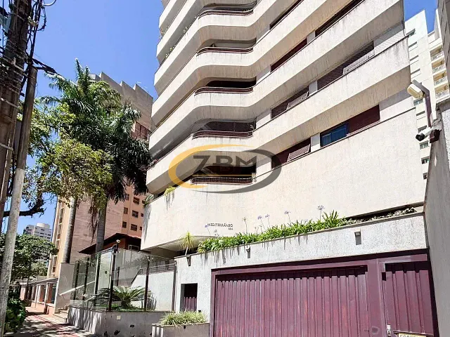 Apartamento com 303m² 2 quartos e 4 banheiros, à venda, no bairro Centro em Londrina