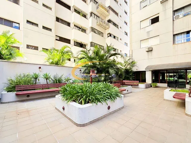 Apartamento com 303m² 2 quartos e 4 banheiros, à venda, no bairro Centro em Londrina