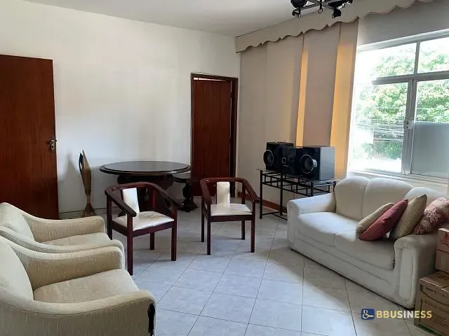 Apartamento 3 quartos e 2 banheiros, para alugar, no bairro Centro em Campos dos Goytacazes