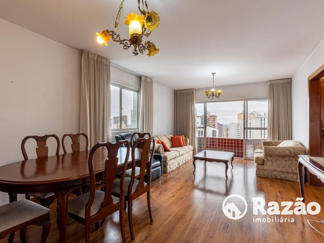 Apartamento 3 quartos e 2 banheiros, à venda, no bairro Água Verde em Curitiba