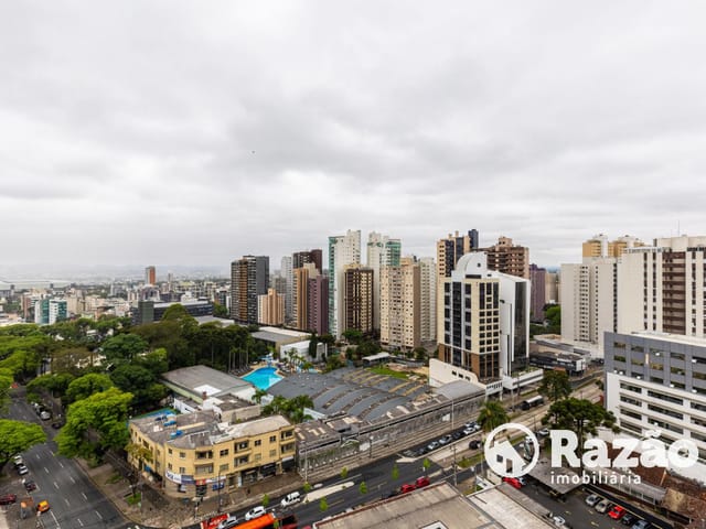 Apartamento 3 quartos e 2 banheiros, à venda, no bairro Água Verde em Curitiba