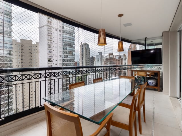 Foto do Apartamento - Apartamento tipo para venda com 4 quartos, sendo 3 suítes, 170m² | Lares e Andares Imóveis