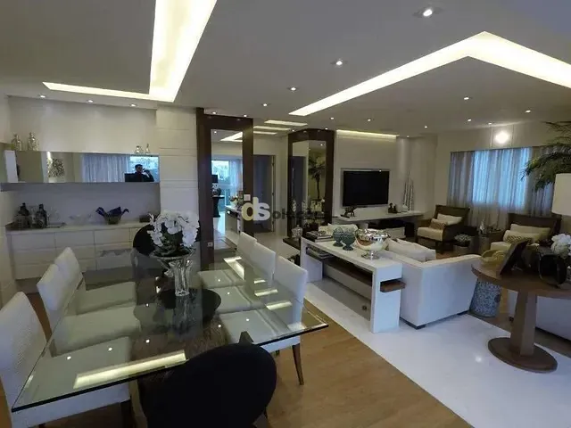 Apartamento 4 quartos e 6 banheiros, à venda, no bairro Aclimação em São Paulo