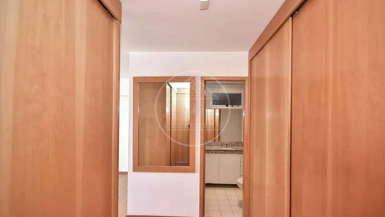 Apartamento, 3 quartos, 236 m² - Foto 10