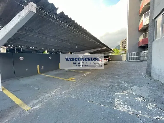 Apartamento 2 quartos e 2 banheiros, à venda, no bairro Martim de Sá em Caraguatatuba
