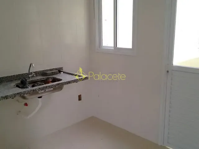 Apartamento 2 quartos e 1 banheiro, à venda, no bairro Jardim Padre Rodolfo em Pindamonhangaba