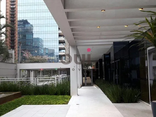 Apartamento 1 quarto e 1 banheiro, à venda ou para alugar, no bairro Vila Olímpia em São Paulo