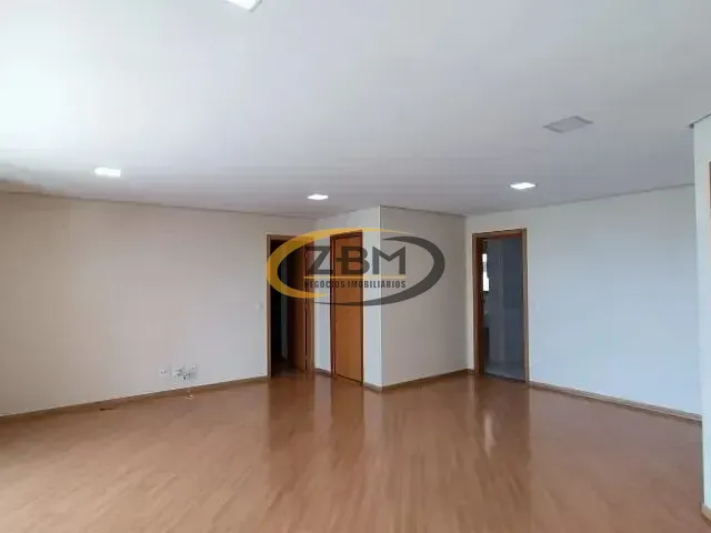 Apartamento com 200m² 3 quartos e 3 banheiros, para alugar, no bairro Gleba Fazenda Palhano em Londrina