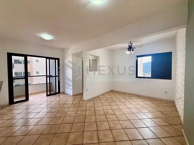 Apartamento 2 quartos e 2 banheiros, para alugar, no bairro Enseada em Guarujá
