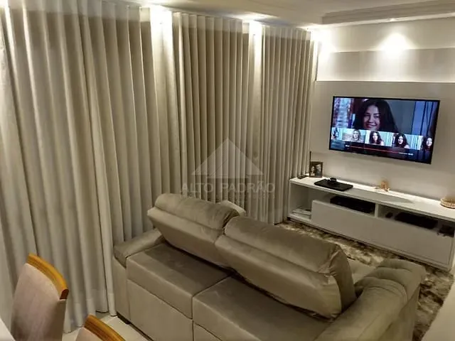 Apartamento 2 quartos e 2 banheiros, à venda, no bairro Vila Nossa Senhora das Vitórias em Mauá