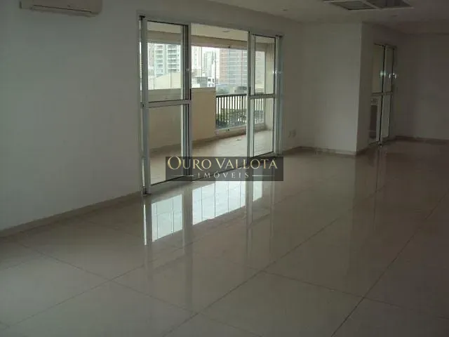 Apartamento com 178m² 3 quartos e 1 banheiro, à venda, no bairro Mooca em São Paulo