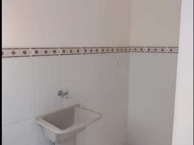 Apartamento 2 quartos e 1 banheiro, à venda, no bairro Residencial Pasin em Pindamonhangaba