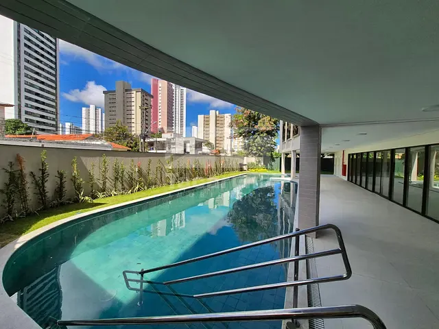 Apartamento 4 quartos e 2 banheiros, à venda, no bairro Madalena em Recife