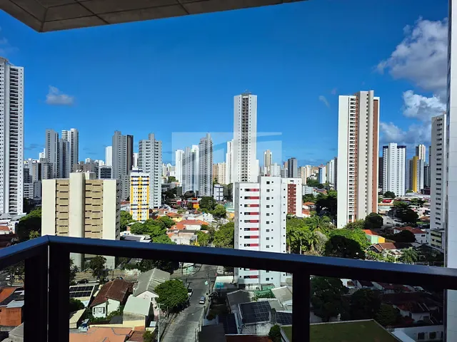 Apartamento 4 quartos e 2 banheiros, à venda, no bairro Madalena em Recife