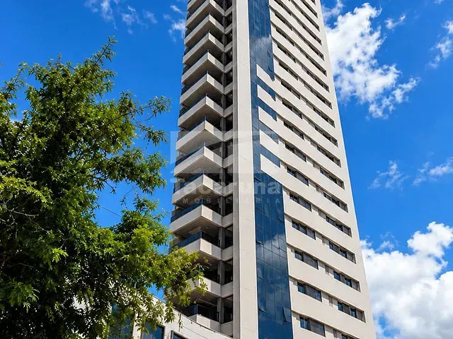 Apartamento 4 quartos e 2 banheiros, à venda, no bairro Madalena em Recife