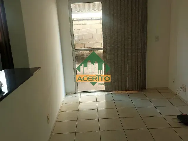 Apartamento 2 quartos e 1 banheiro, à venda, no bairro Conjunto Habitacional Doutor Antônio Villela Silva em Araçatuba