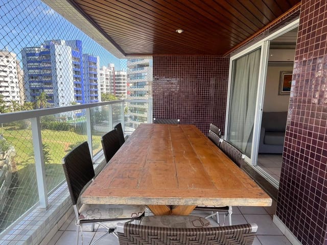 Apartamento 3 quartos e 5 banheiros, para alugar, no bairro Riviera de São Lourenço em Bertioga