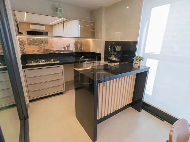 Apartamento com 259m² 3 quartos e 5 banheiros, à venda, no bairro Gleba Fazenda Palhano em Londrina
