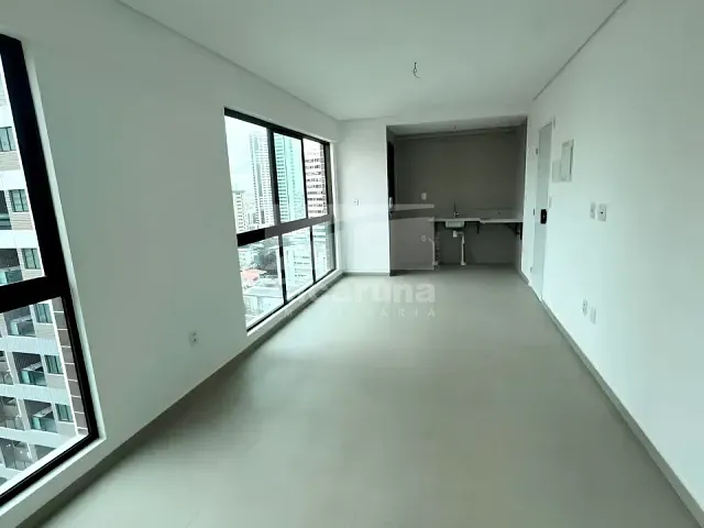 Apartamento 1 quarto e 1 banheiro, à venda, no bairro Torre em Recife