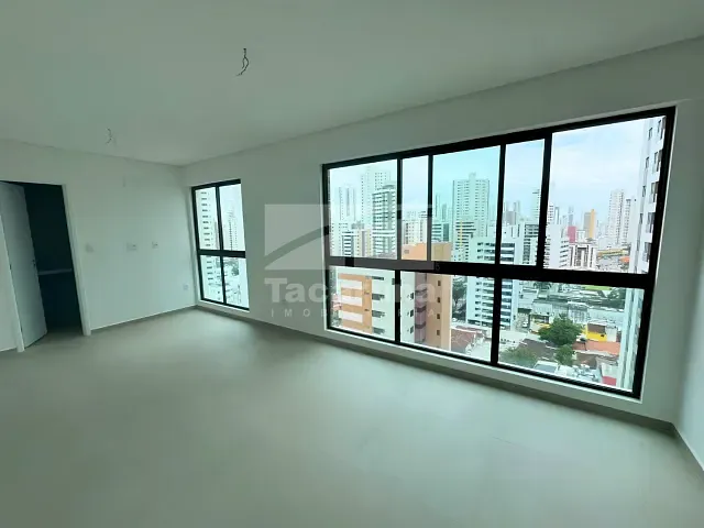 Apartamento 1 quarto e 1 banheiro, à venda, no bairro Torre em Recife