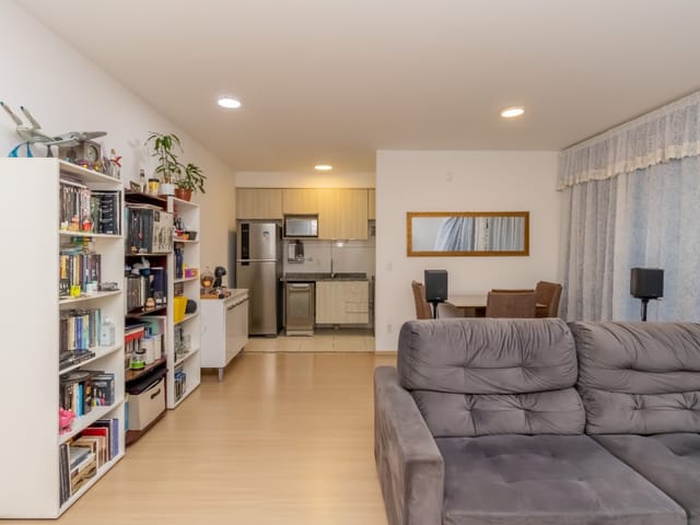 Foto do Apartamento - Apartamento tipo para venda com 2 quartos, sendo 2 suítes, 81m² | Lares e Andares Imóveis