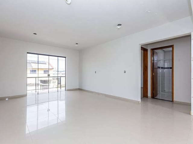 Apartamento com 92m² 2 quartos e 1 banheiro, à venda, no bairro Tatuquara em Curitiba