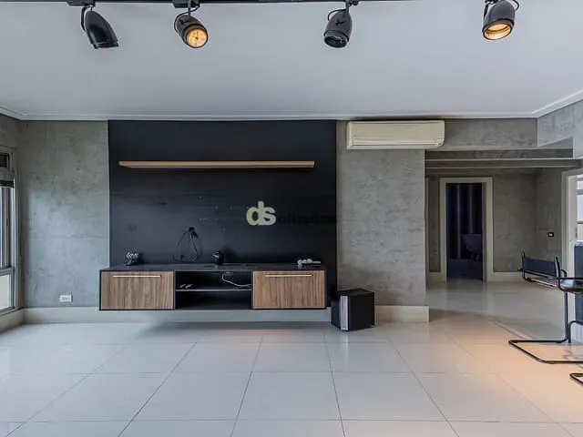 Apartamento 1 quarto e 1 banheiro, à venda, no bairro Pinheiros em São Paulo
