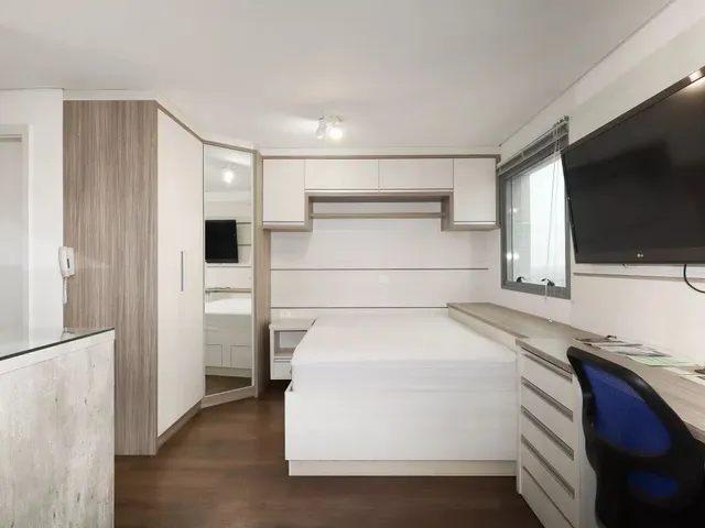 Apartamento 1 quarto e 1 banheiro, à venda, no bairro Centro em Curitiba