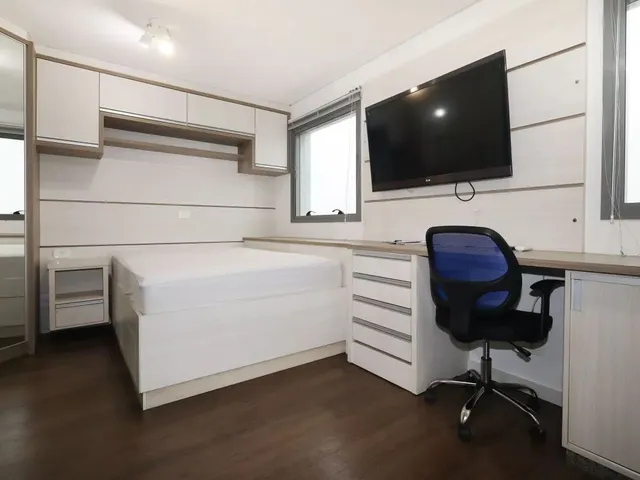 Apartamento 1 quarto e 1 banheiro, à venda, no bairro Centro em Curitiba