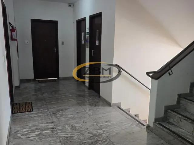 Apartamento 2 quartos e 2 banheiros, à venda, no bairro Centro em Londrina