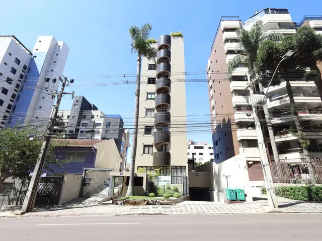 Apartamento 3 quartos e 2 banheiros, à venda, no bairro Bigorrilho em Curitiba